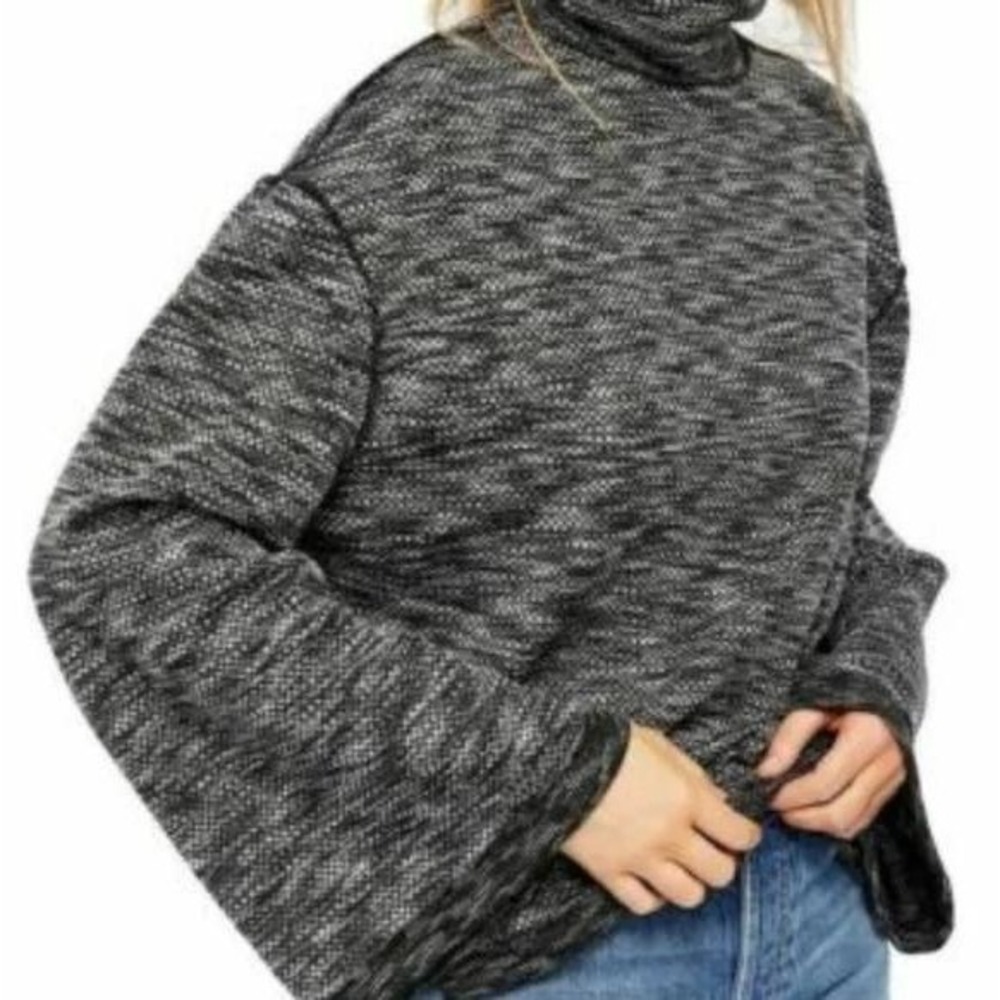 We The Free by Free People Womens Size Large OB1068106 Sunny Days Top Grey/Black